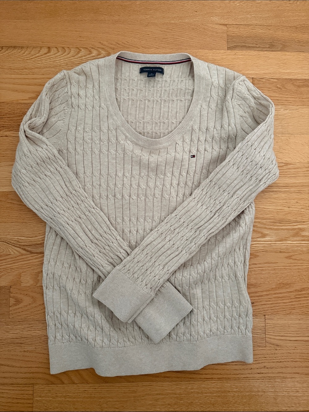 Tommy Hilfiger Women's Cream Cable Scoop-Neck Sweater
